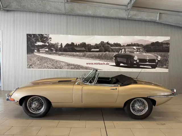 Jaguar E-Type main image