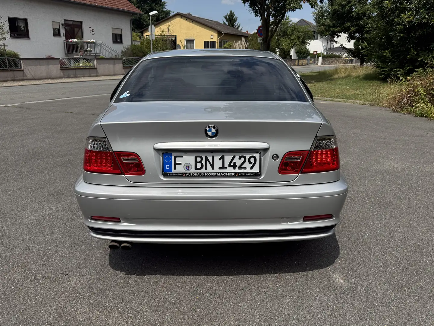 BMW 323 Ci - 2