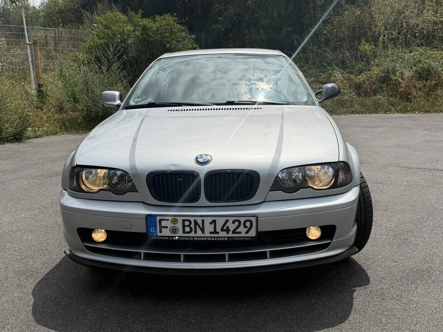 BMW 323 Ci - 1