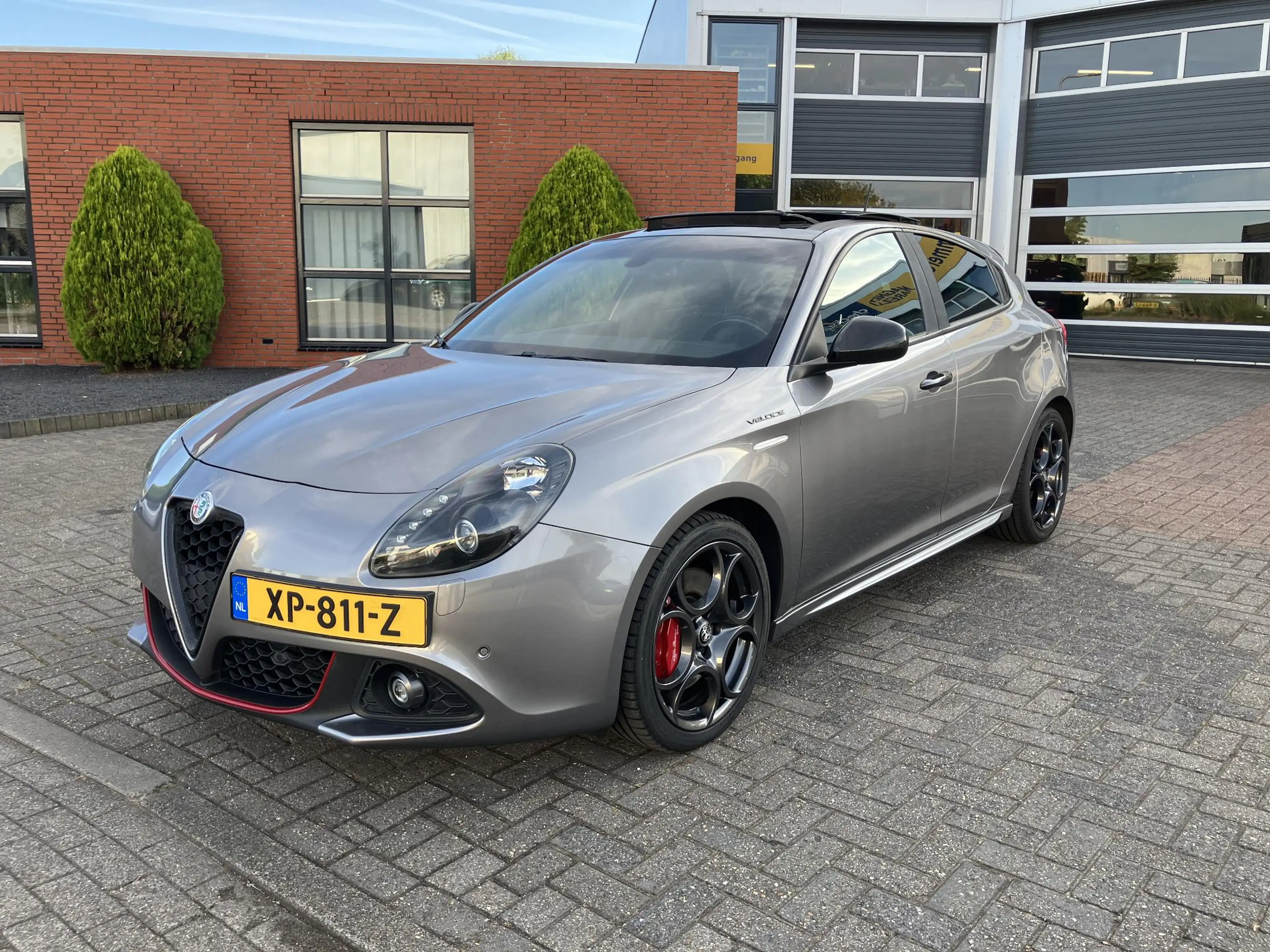 Alfa Romeo Giulietta 1.750 Turbo Veloce | Origineel Nederlands geleverd — photo 2
