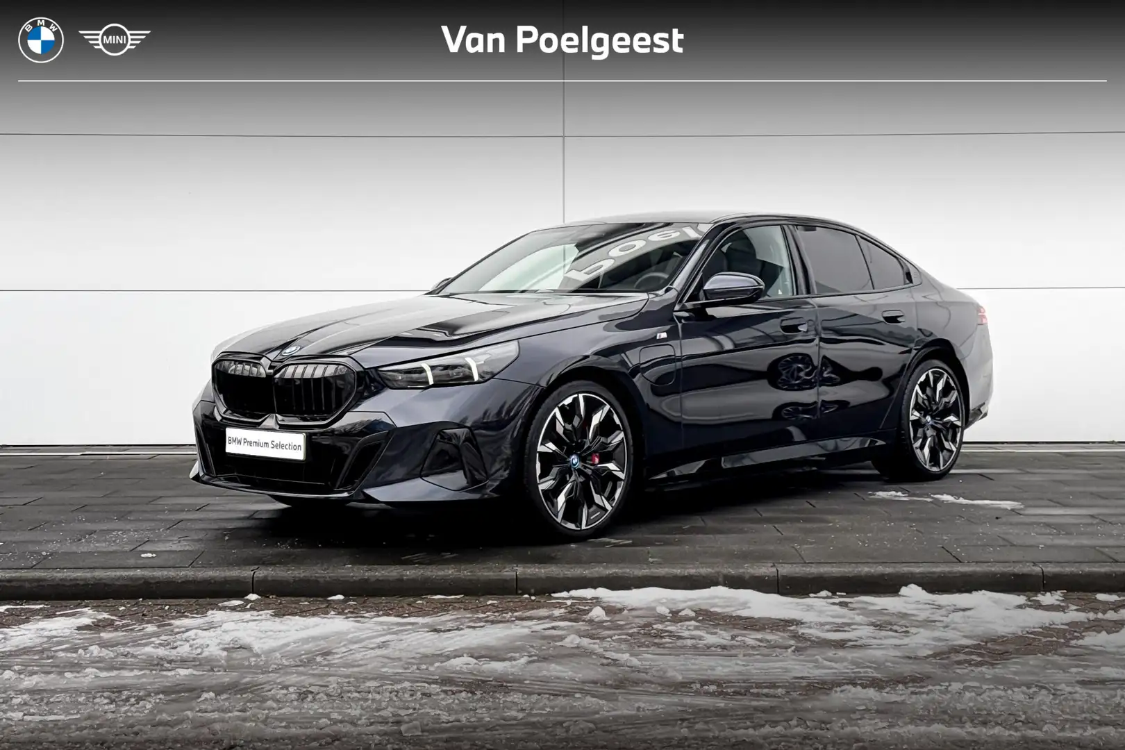 BMW 550 5 Serie Sedan 550e xDrive M-Sport PRO | Trekhaak | Noir - 1