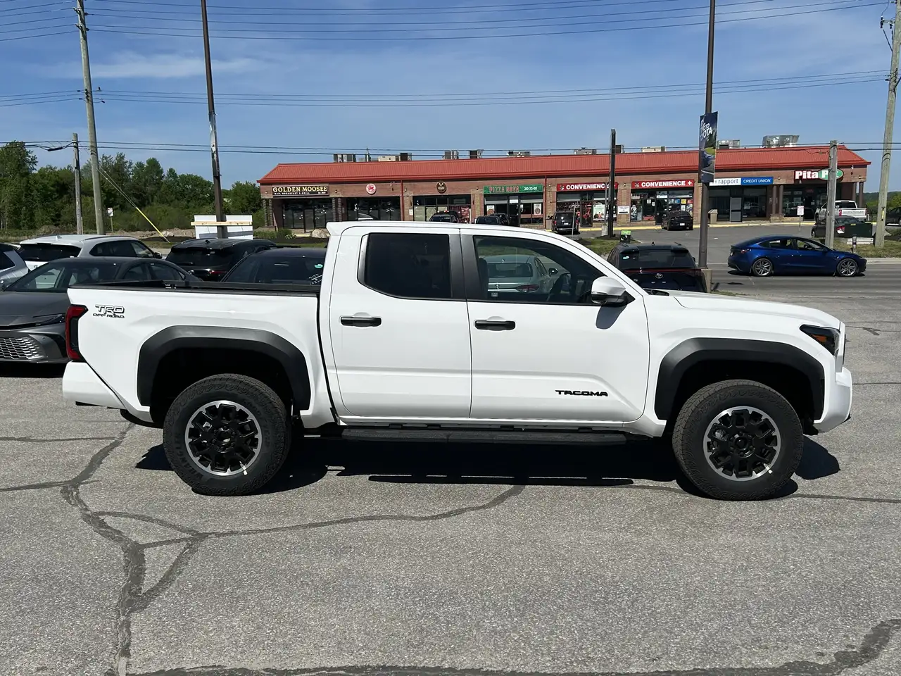 Toyota Tacoma снимка Toyota Tacoma