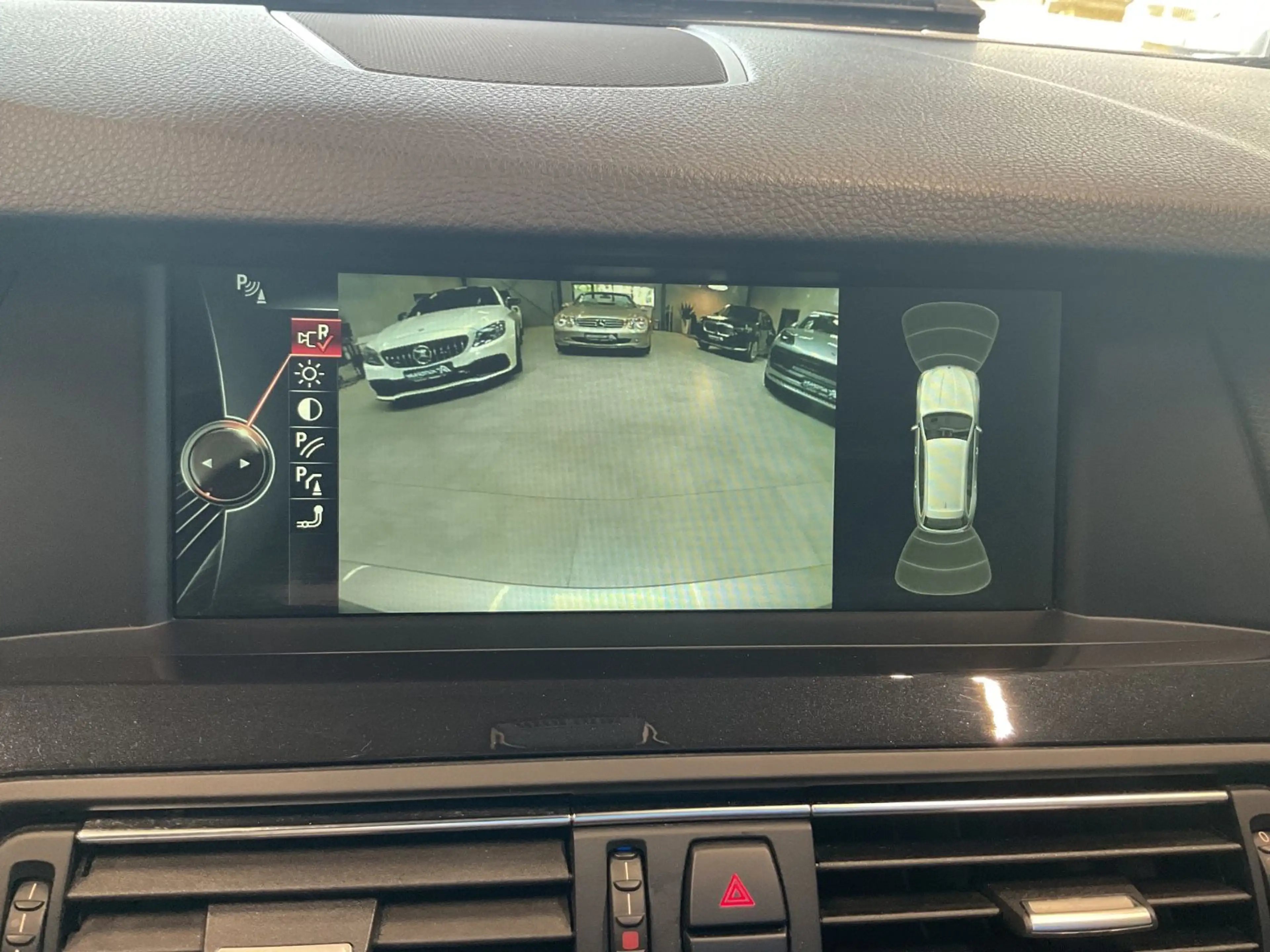 BMW 525 d Touring xDr. AHK HuD Kamera Leder Navi Pano — photo 12