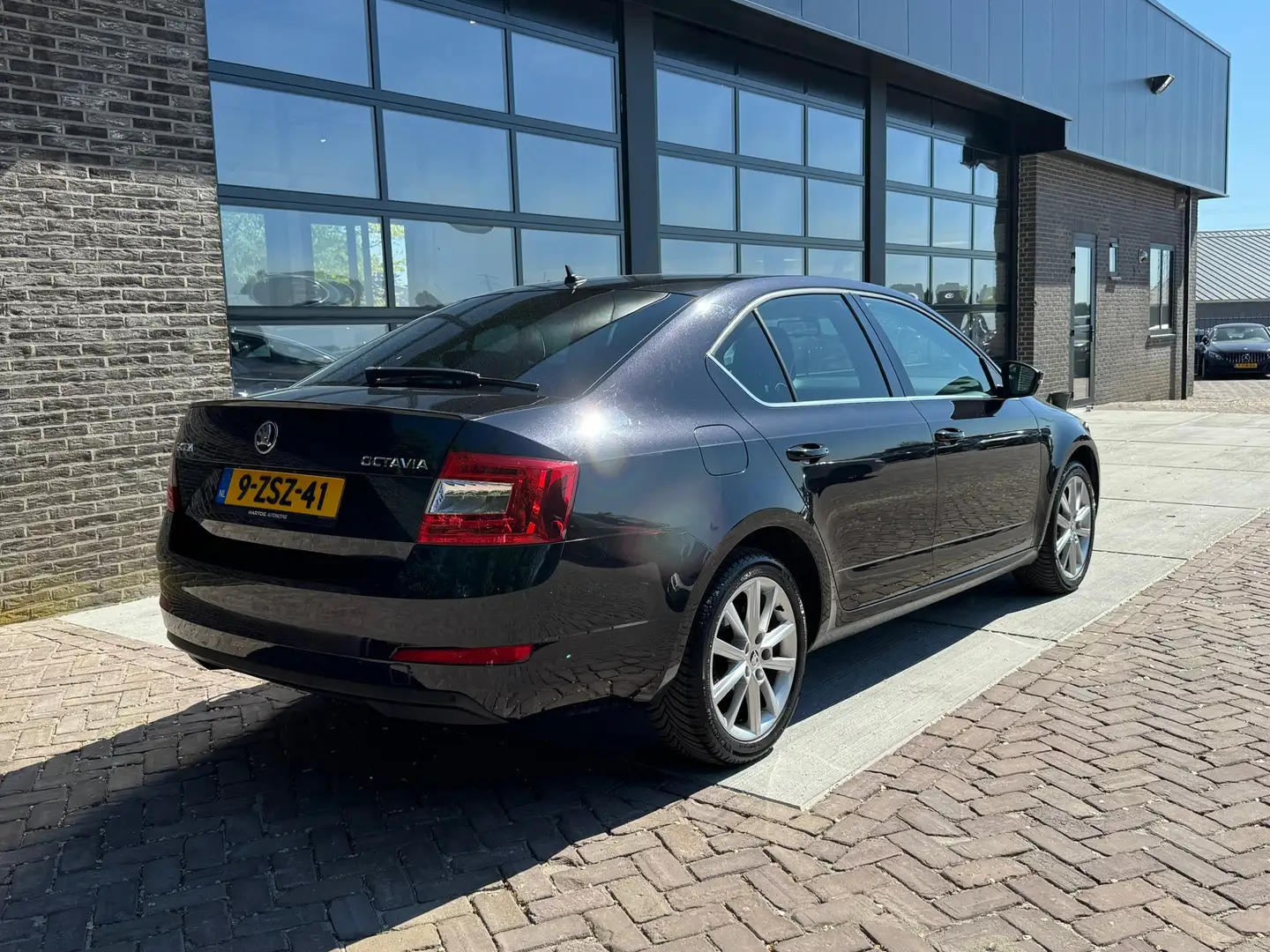 Skoda Octavia 1.6 TDI Greentech Ambition Businessline | PDC | Na Schwarz - 2