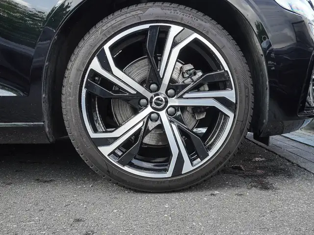 Volvo V60 view 7