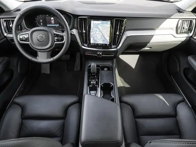 Volvo V60 view 11