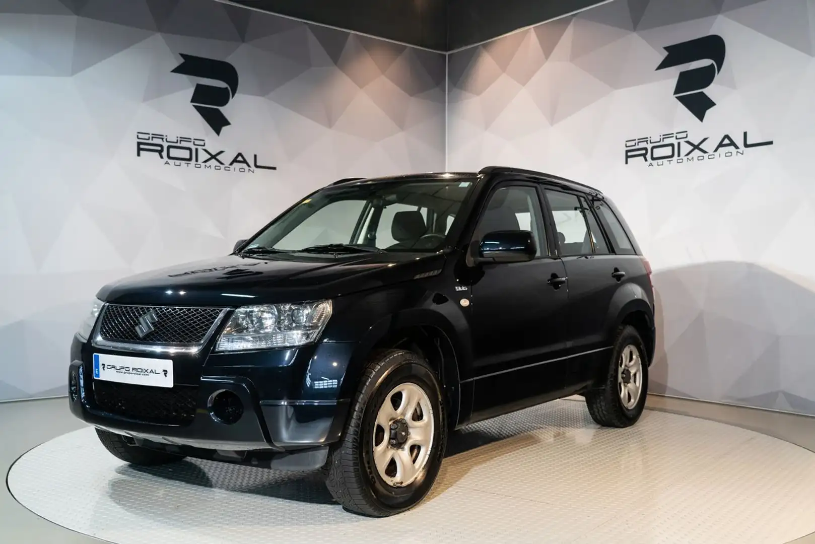 Suzuki Grand Vitara 1.9DDiS JLX Negro - 1