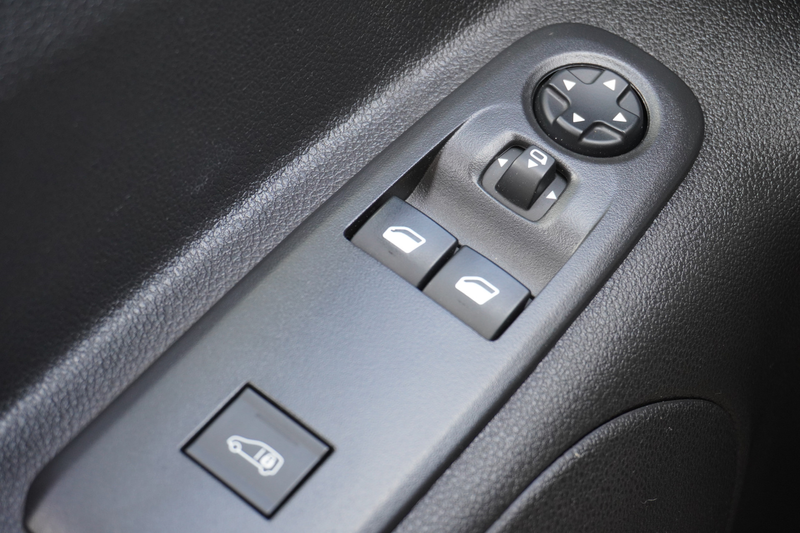 Peugeot Partner 1.5 BlueHDI 130PK EURO 6 - Airco - Cruise - Camera — photo 17