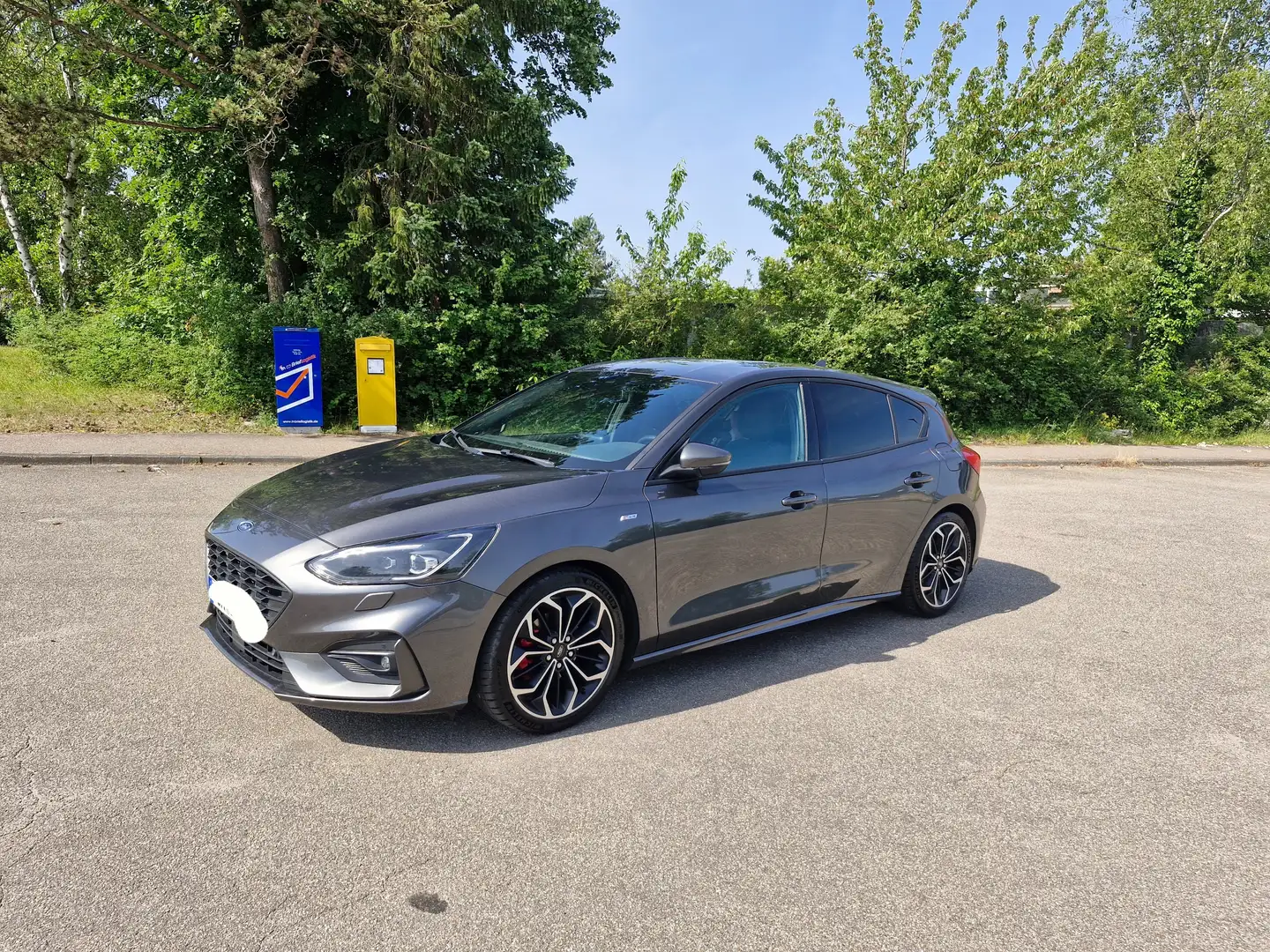 Ford Focus Focus Fließheck 1.0 EcoBoost Start-Stopp-Sym ST Šedá - 1