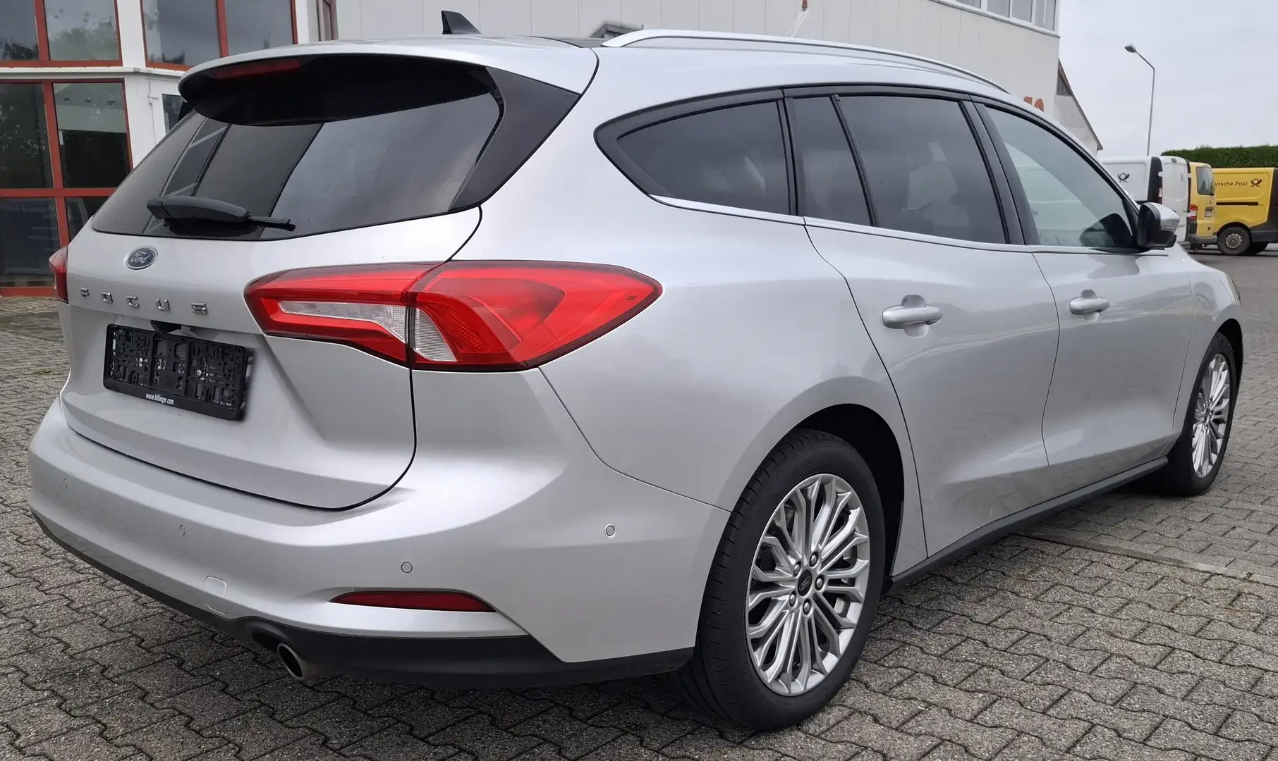 Ford Focus Titanium LED/Kamera/Panorama/Standhz/Head-Up Voll Argent - 2