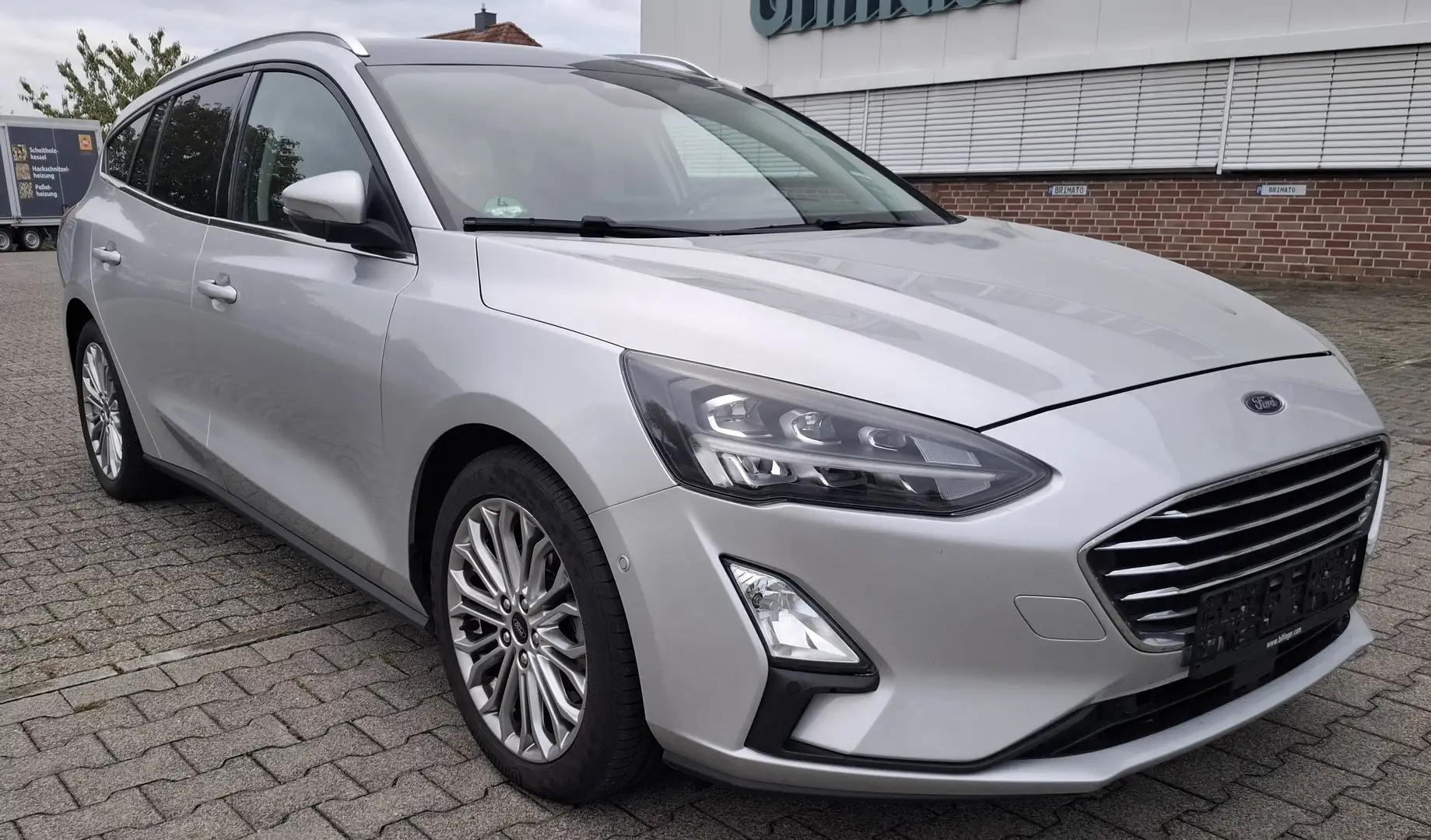 Ford Focus Titanium LED/Kamera/Panorama/Standhz/Head-Up Voll Argent - 1