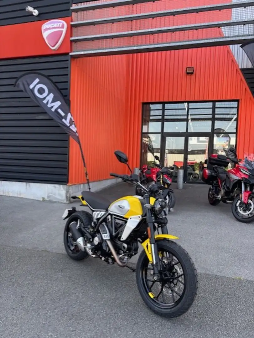 Ducati Scrambler Yellow - 1