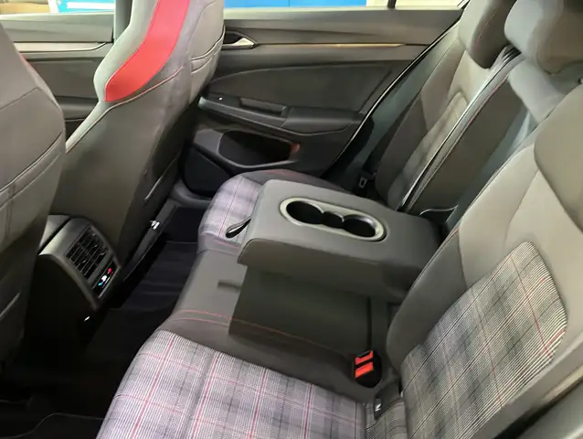 Volkswagen Golf view 13