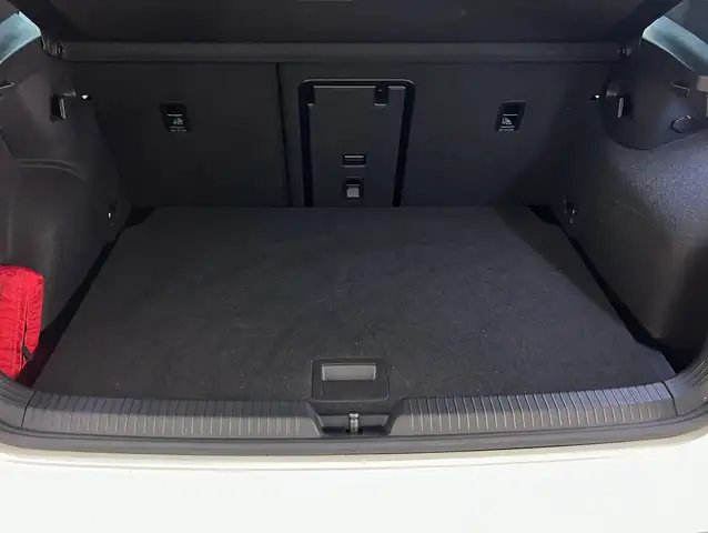 Volkswagen Golf view 15
