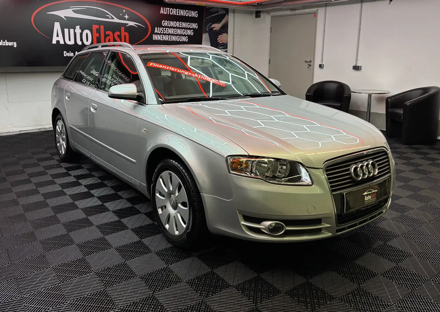 Audi A4 1.6 Finanzierung möglich! Grau - 2