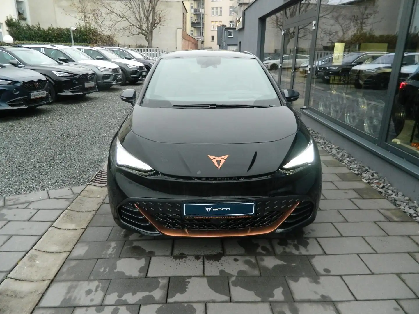 CUPRA Born VZ 326 PS 79 kWh HeadUp/HeatPump/Sennheiser/Sky Negro - 2