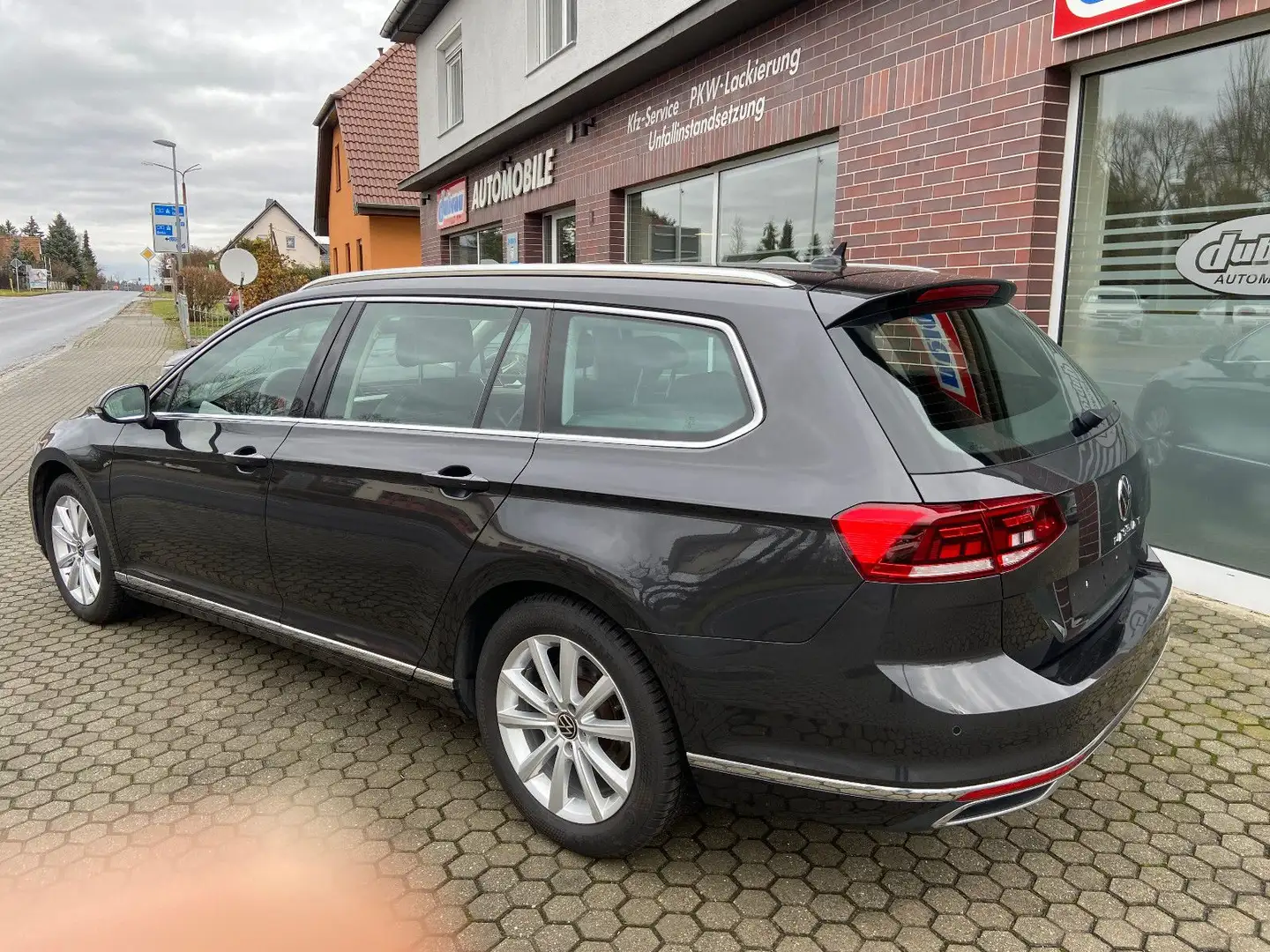 Volkswagen Passat Variant Passat Var. Eleg. Head Up, ACC, Teilleder Grau - 2