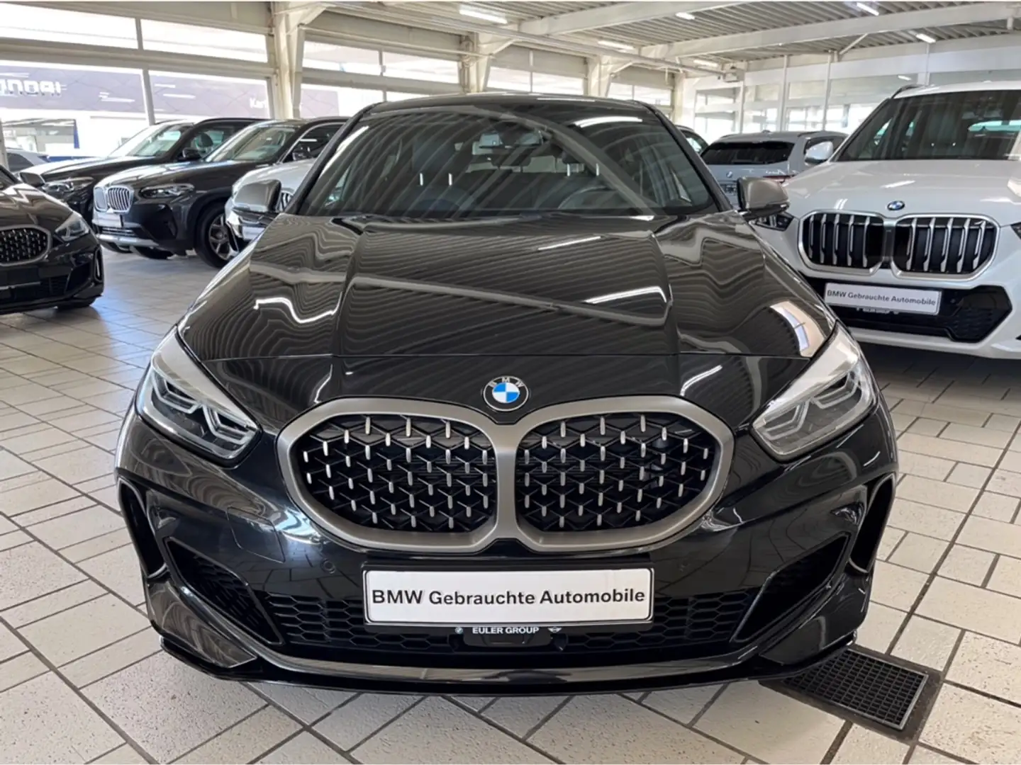 BMW 135 i xDrive Pano Memory HUD H/K ACC LCProf Travel+Com Negru - 2