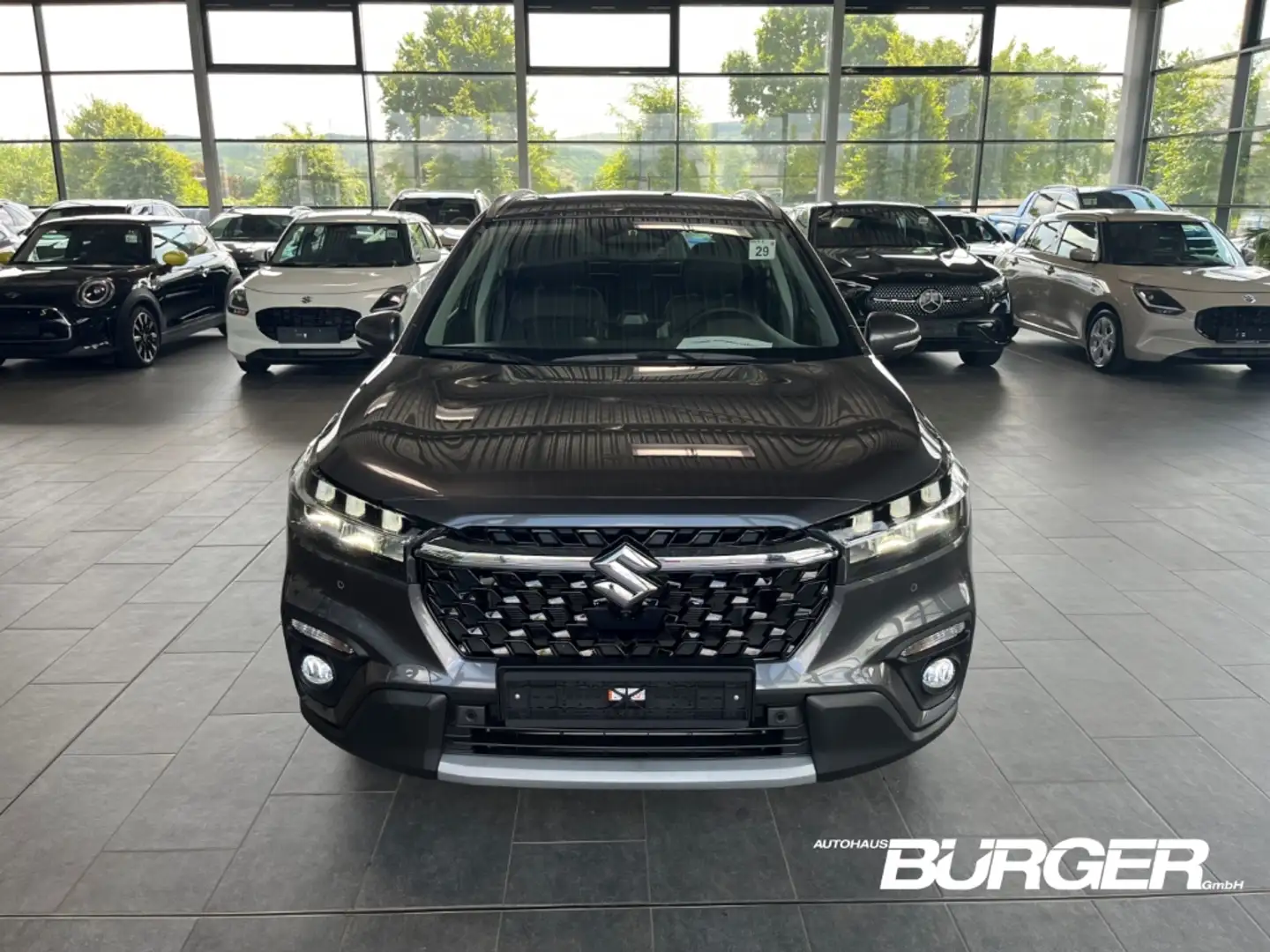 Suzuki SX4 S-Cross Comfort+ Schiebedach AHK Navi 360 Kamera LED Apple Grau - 2