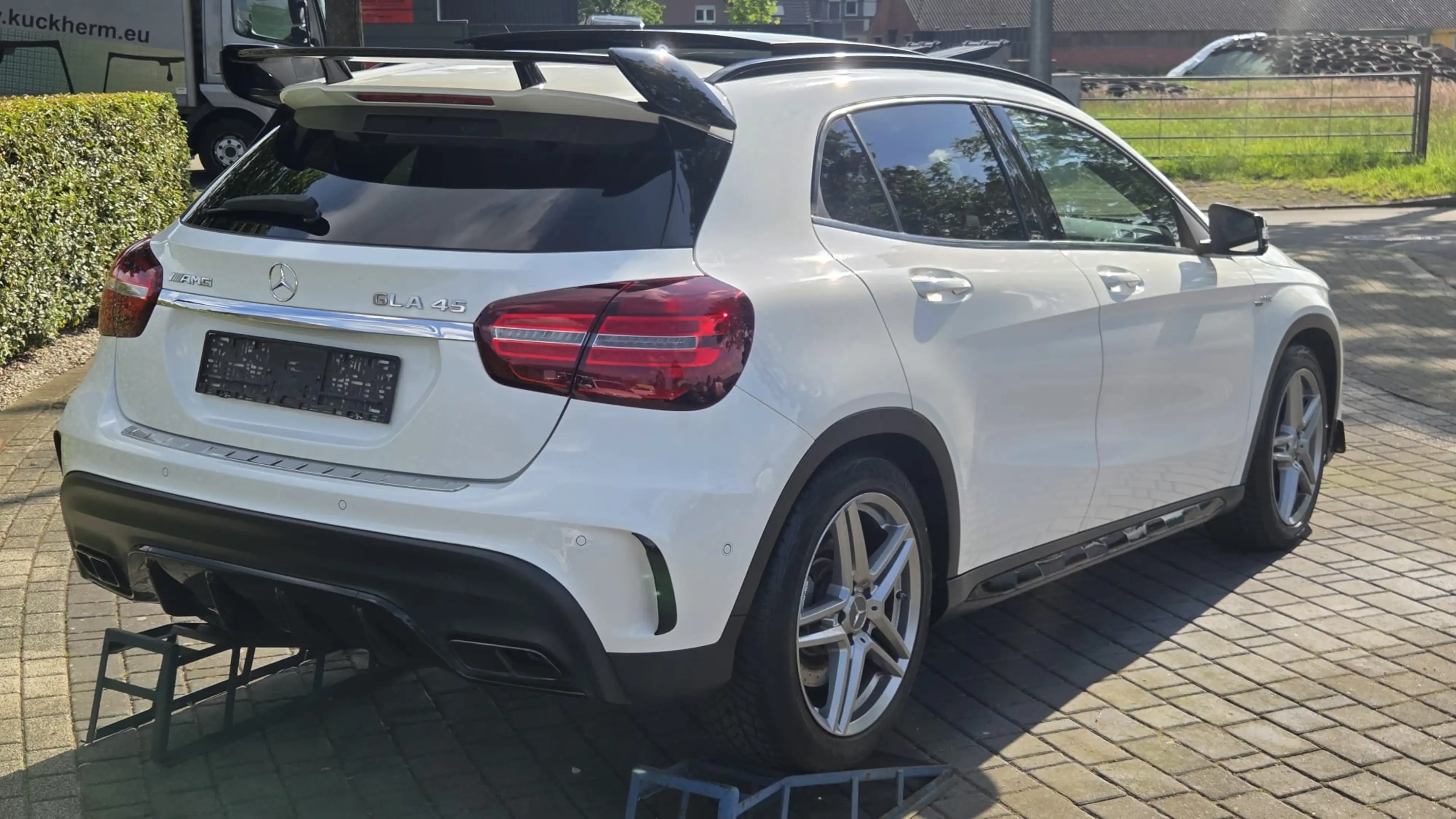 Mercedes-Benz GLA 45 AMG GLA 45 AMG 4Matic Aero Kit — photo 6