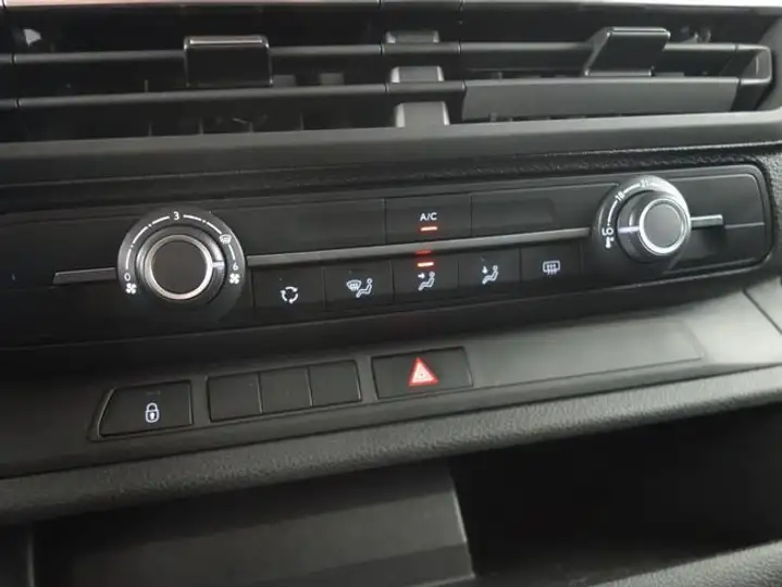 Toyota Proace 2025, foto 20