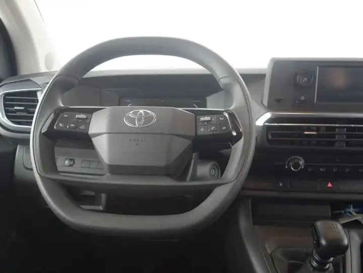 Toyota Proace 2025, foto 9