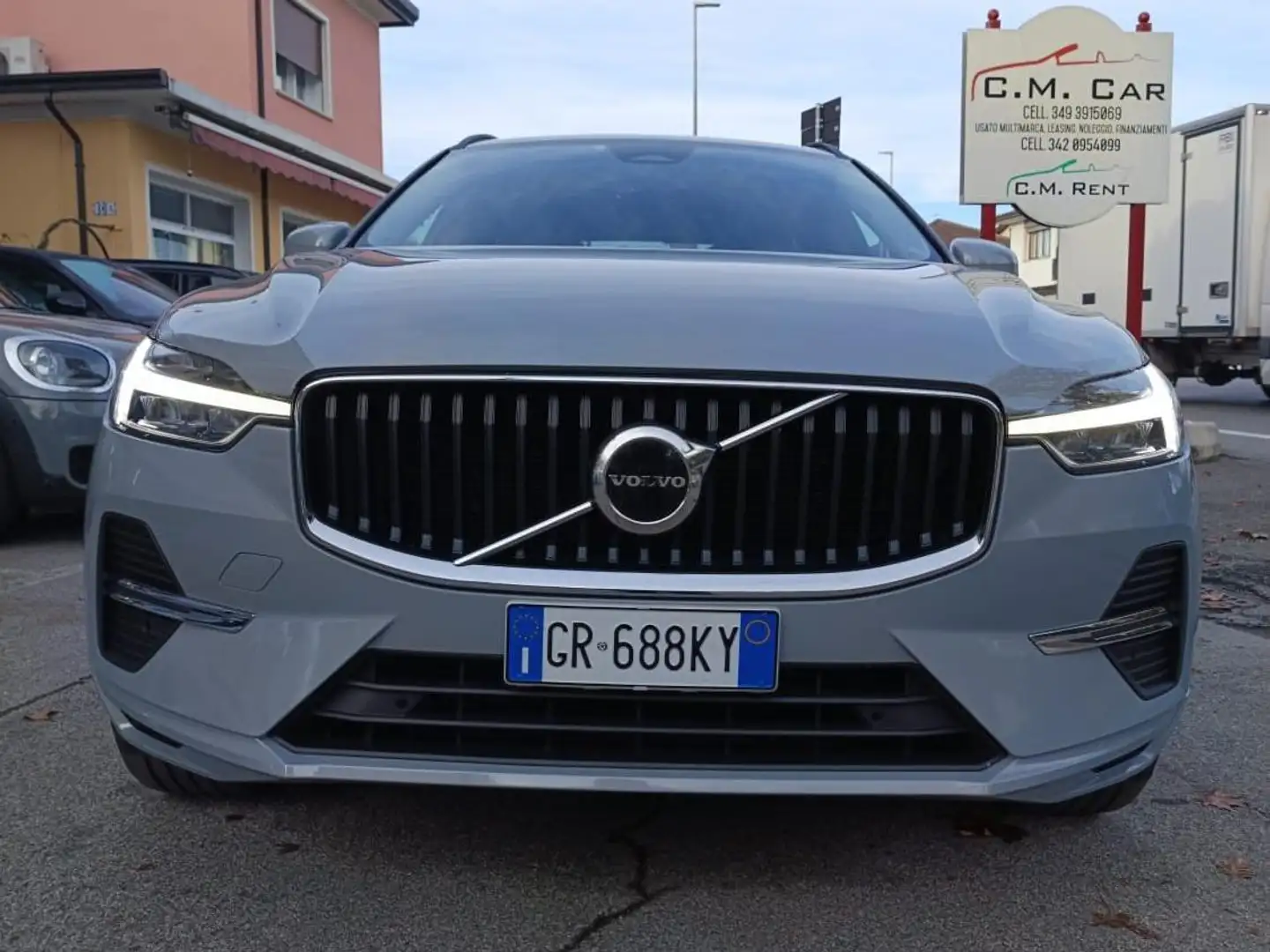 Volvo XC60 II 2022 2.0 b4 Core awd auto Gris - 2