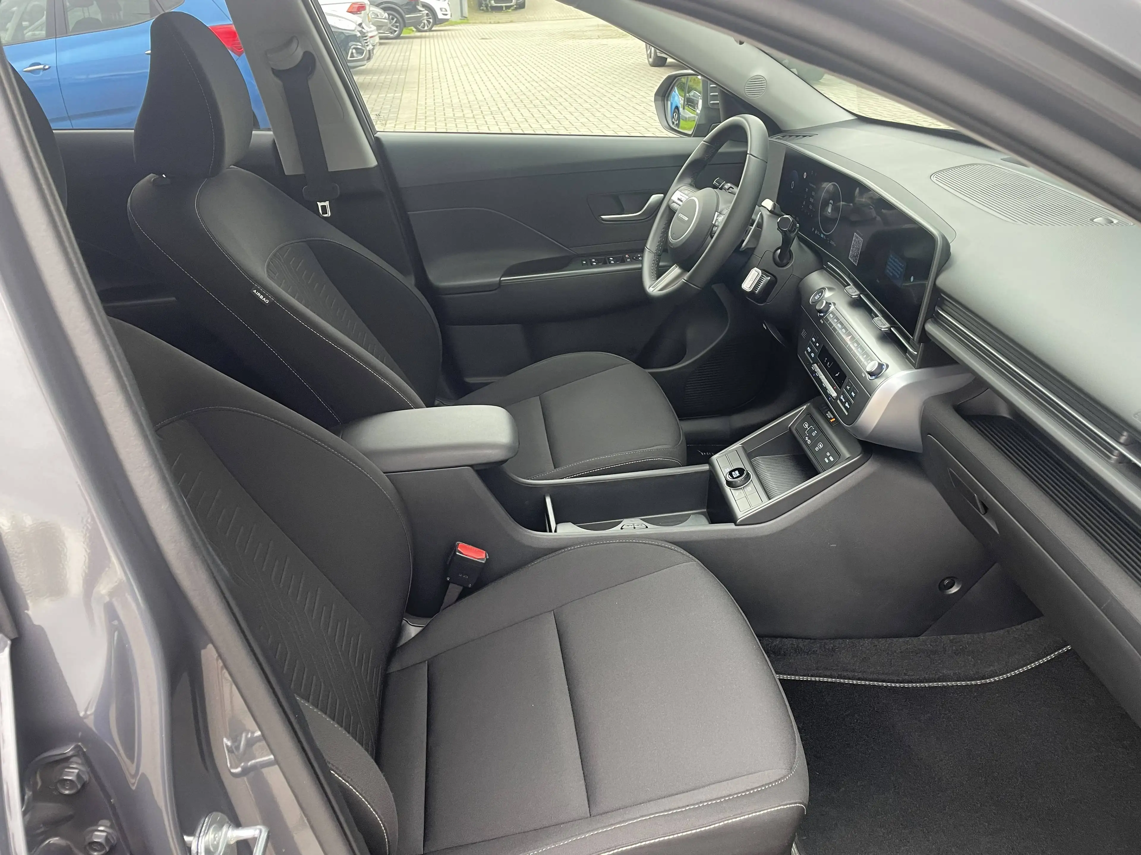 Hyundai KONA e-Kona 65 kWh Feel — photo 8