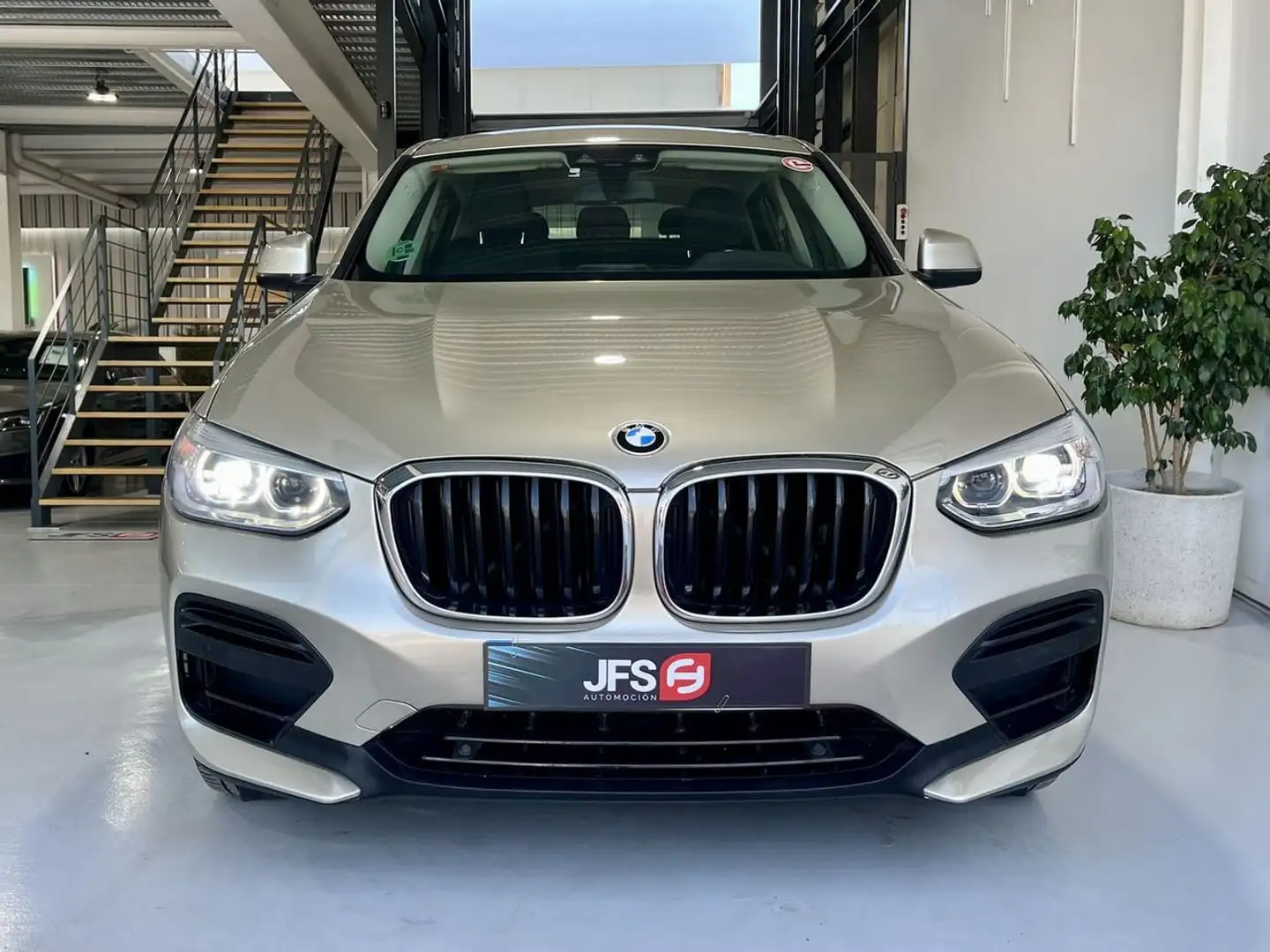 BMW X4 xDrive 20dA Beige - 2