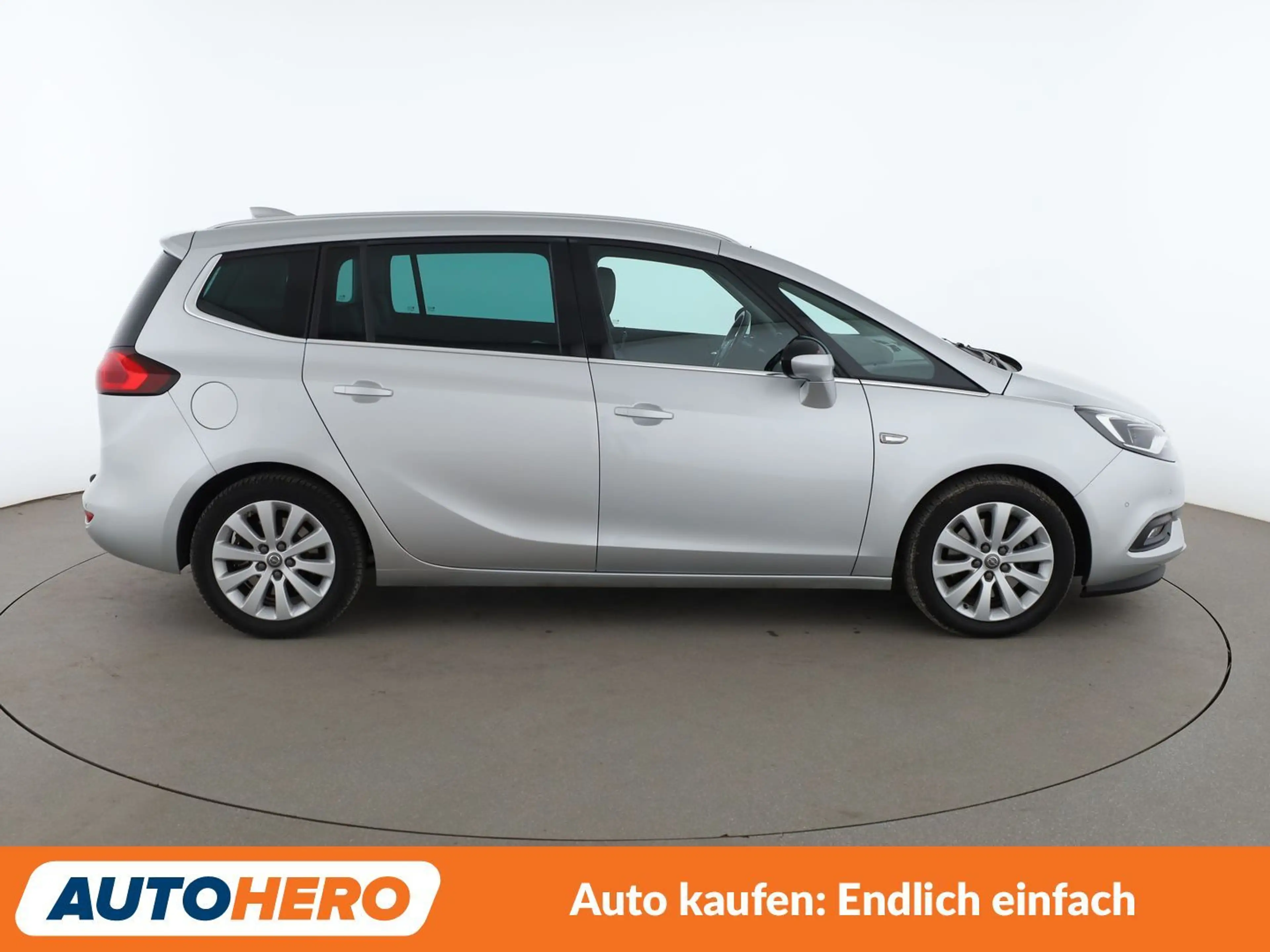 Opel Zafira Tourer 1.6 SIDI Turbo Innovation Aut.*NAVI*LED*ACC*CAM* — photo 7