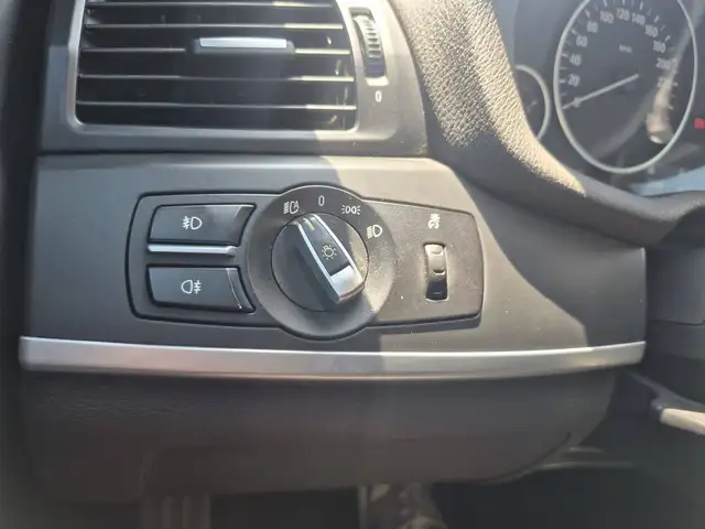 BMW X3 view 14