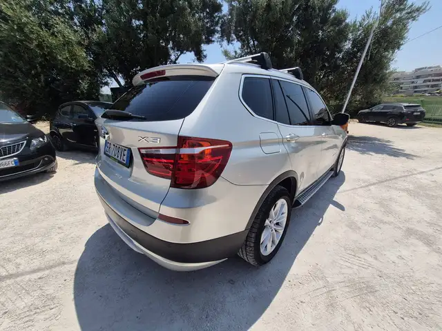 BMW X3 view 4