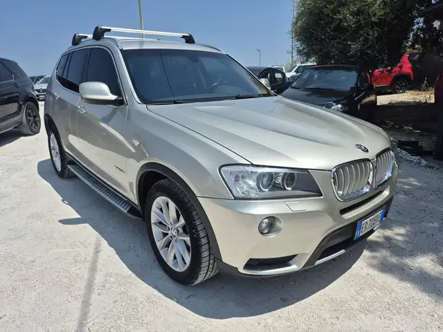 BMW X3 view 5