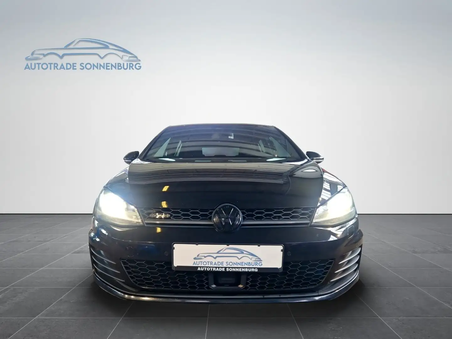 Volkswagen Golf VII Lim. GTD/AHK/NAV/ACC/BIXENON/PANORAMA Noir - 2