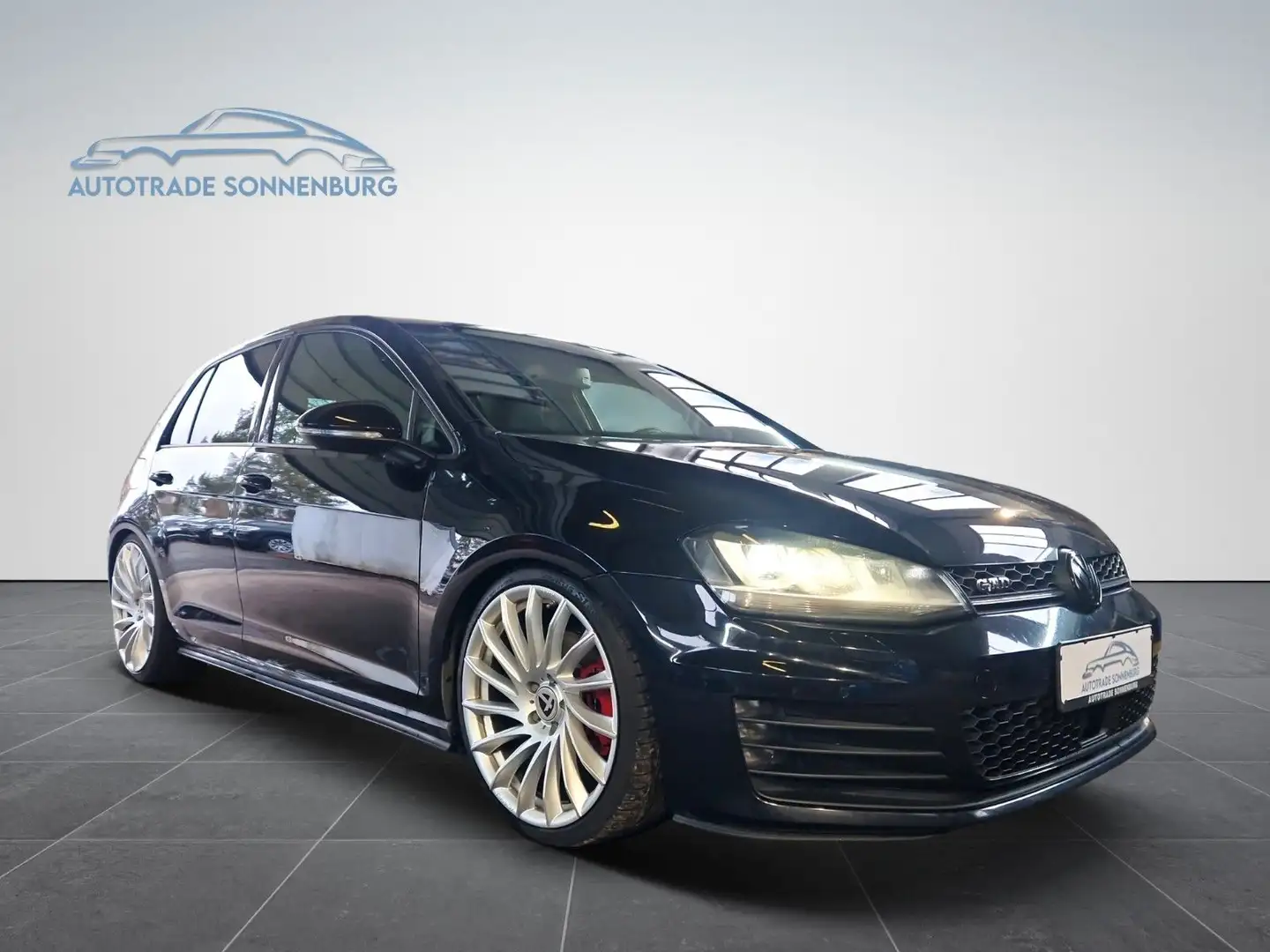 Volkswagen Golf VII Lim. GTD/AHK/NAV/ACC/BIXENON/PANORAMA Noir - 1