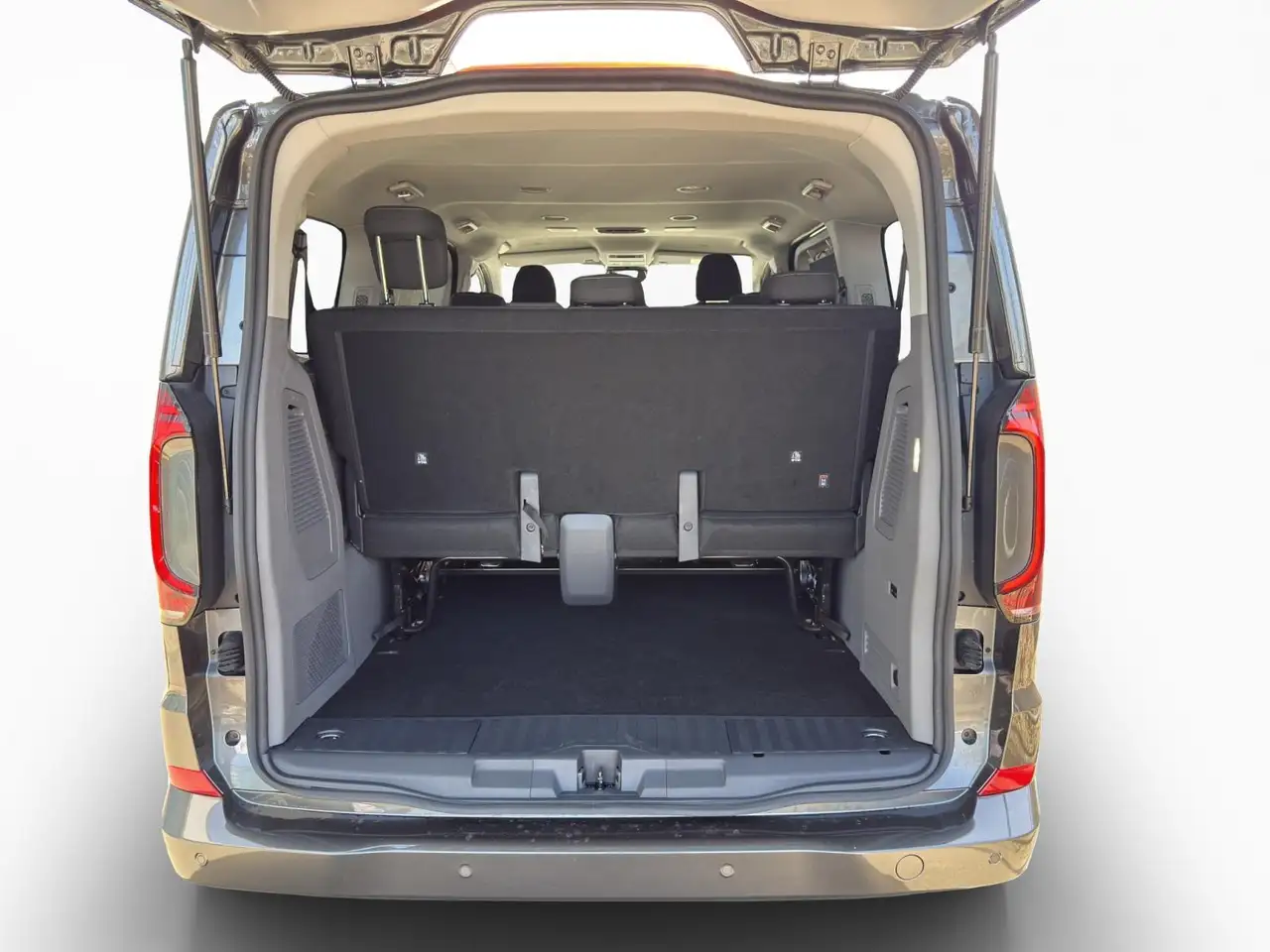 Volkswagen T7 Caravelle 2026 — фото 12