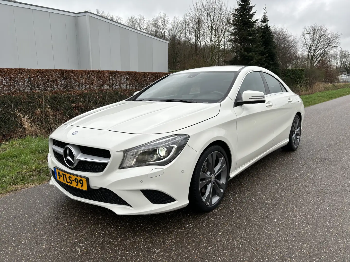 Mercedes-Benz CLA 180 Edition 1 / NAVI / AIRCO / CRUISE / 161dkm! NAP! Wit - 1