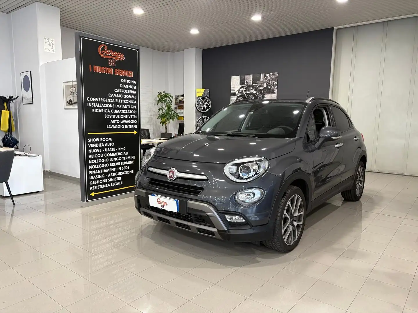 Fiat 500X 1.6 mjt Cross 4x2 120cv my18 Gris - 2