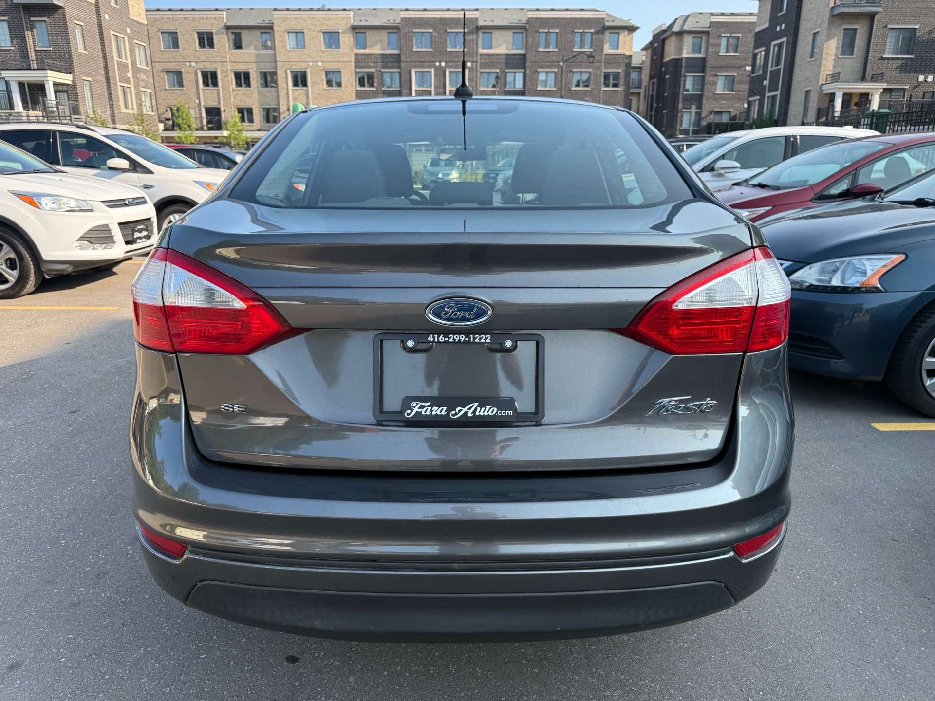 2015 Ford Fiesta 4dr Sdn SE — photo 4