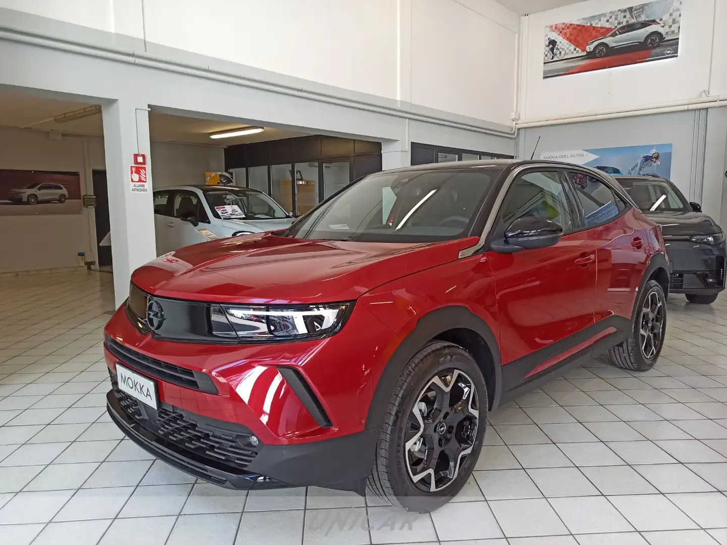 Opel Mokka 1.2 t ultimate s&s 136cv Rood - 1