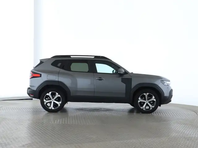 Dacia Duster view 8