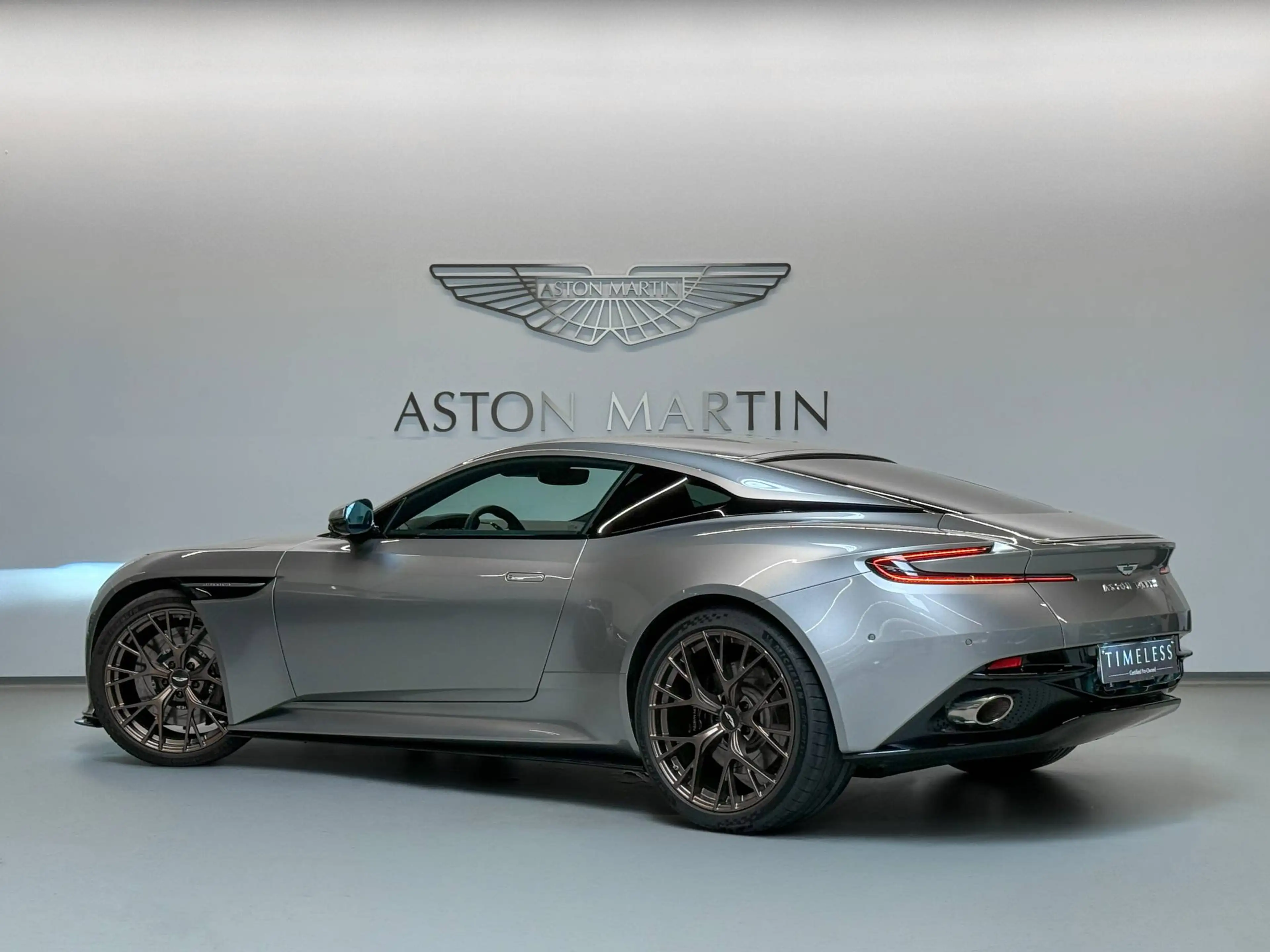 Aston Martin DB12 Coupe | Aston Martin Brussels — photo 5