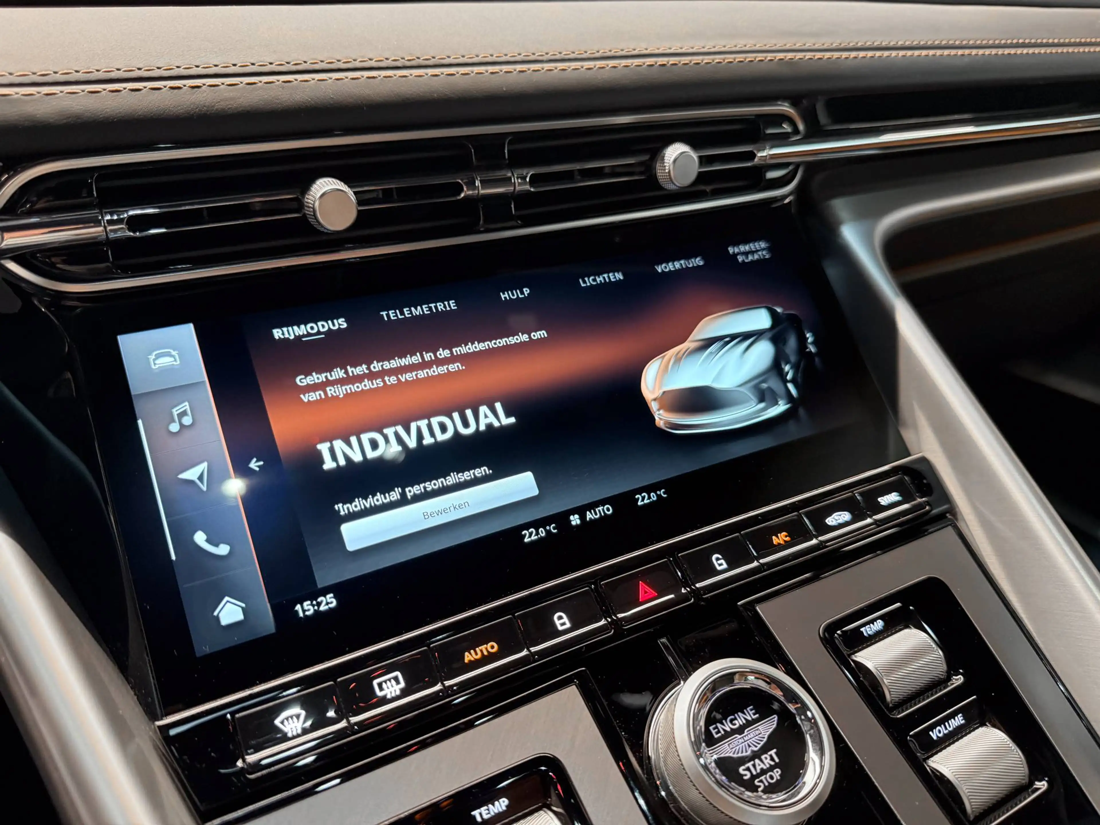 Aston Martin DB12 Coupe | Aston Martin Brussels — photo 14