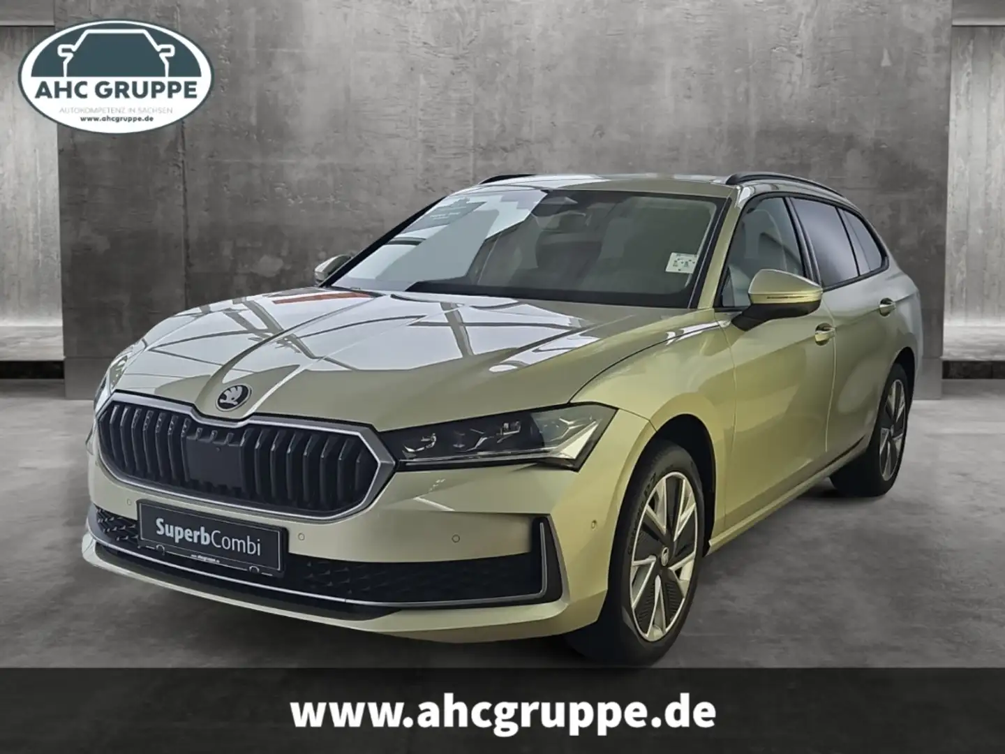 Skoda Superb Combi 1.5 TSI mHEV 110kW Selection 7-Gang-DSG, Nav Gelb - 1