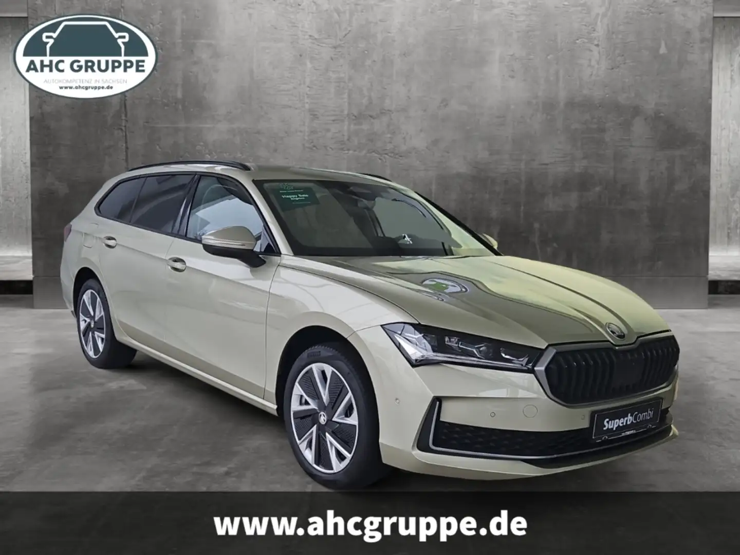 Skoda Superb Combi 1.5 TSI mHEV 110kW Selection 7-Gang-DSG, Nav Gelb - 2