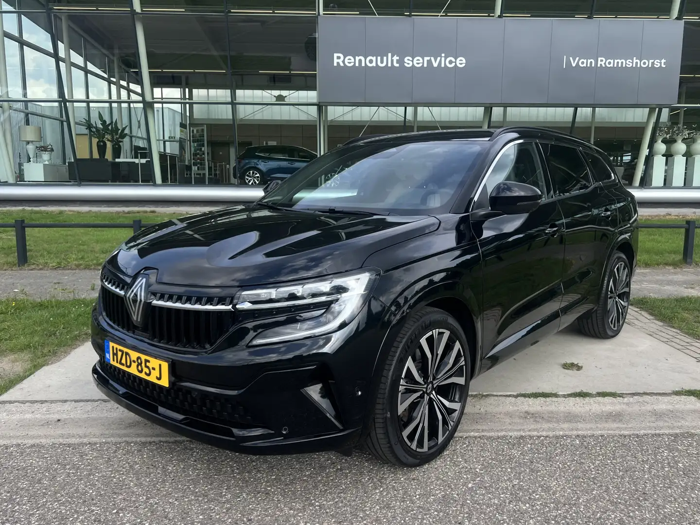 Renault Espace E-Tech full hybrid 200PK iconic 7 persoons / Matri Zwart - 1