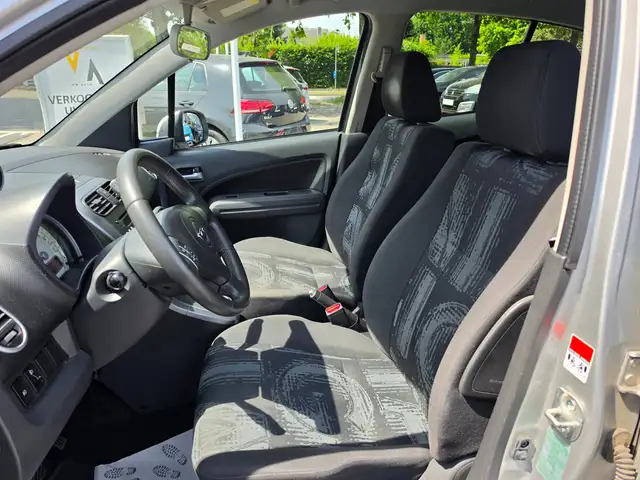 Opel Agila view 9