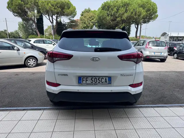 Hyundai Tucson view 8
