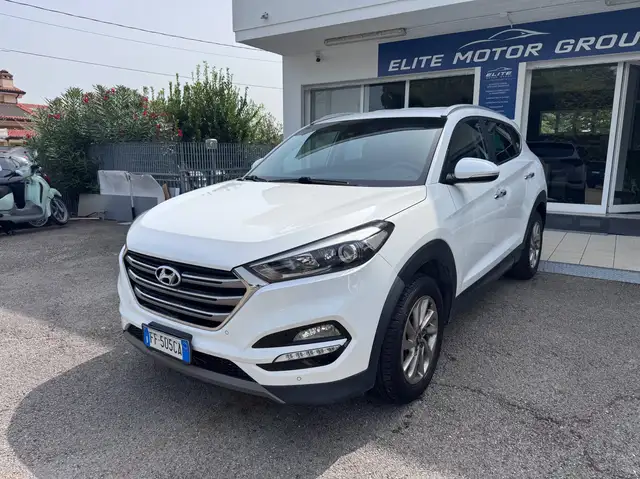 Hyundai Tucson view 2