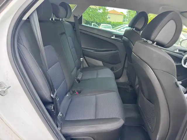 Hyundai Tucson view 15